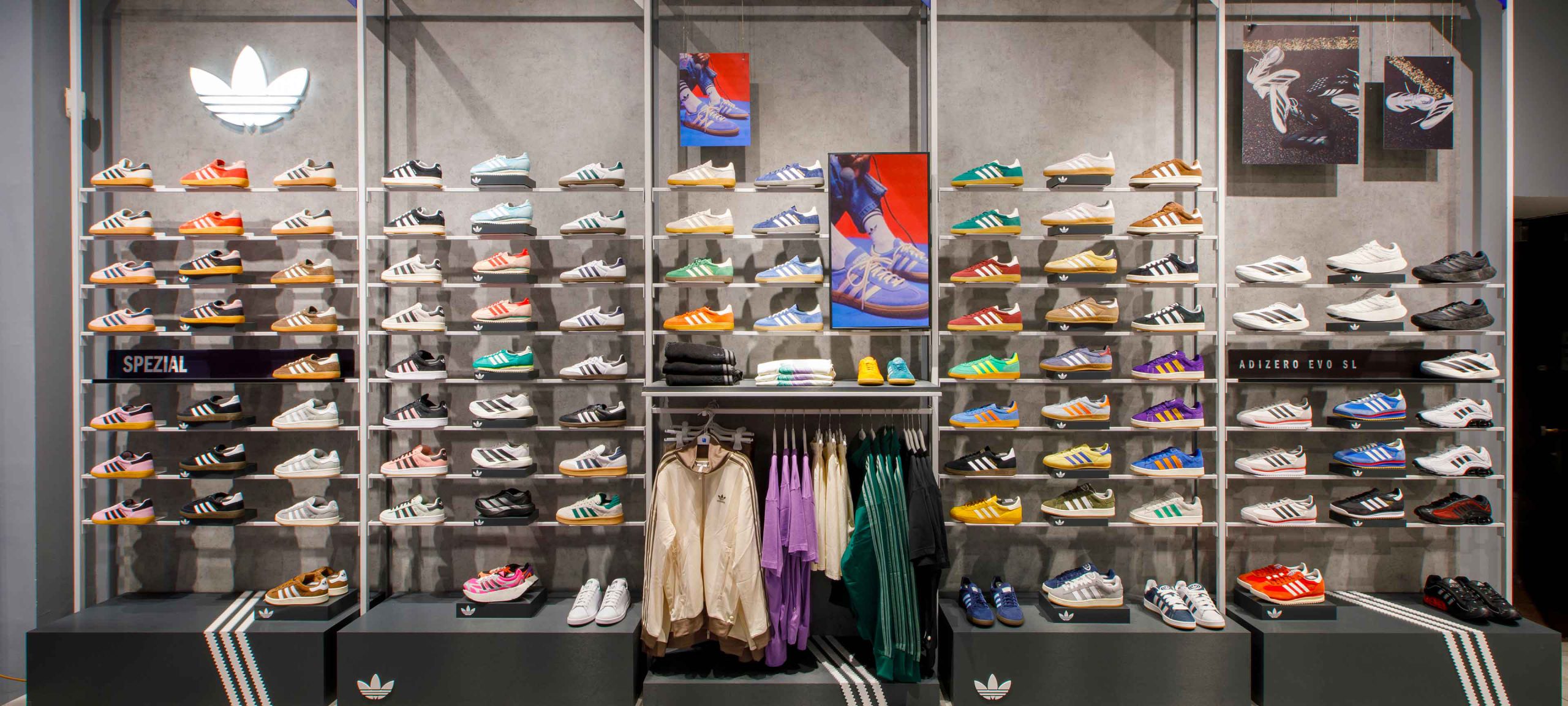 ADIDAS-BRANDED-WALL-IMG02